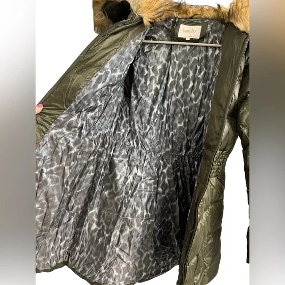 Puffer Jacket with Faux Fur Collar Laundry By Shelli Sega - Picture 3 of 5